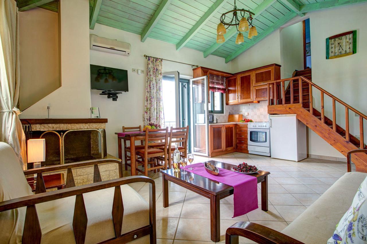 Gatsoulis Villas Apolpaina Экстерьер фото